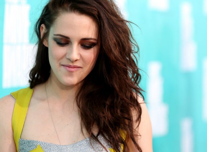 Download Kristen Stewart Most Popular Celebs in 2015 actress Bella