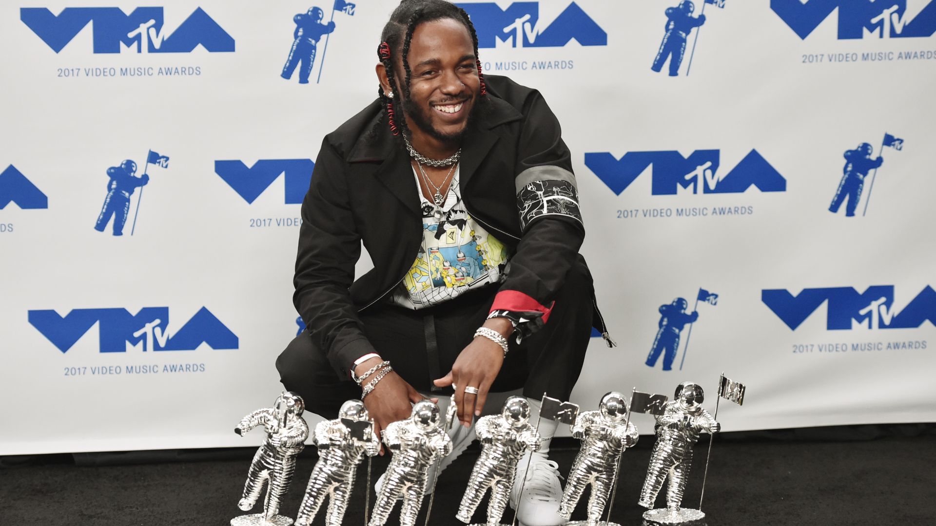 Download MTV Video Music Awards 2017 Kendrick Lamar 4k Wallpaper